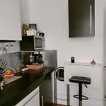 Chambre Spacieuse Vu Sur La Tour