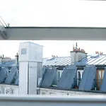 Eiffel 2Br Avenue