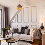 Amalfi - Studio Et Terrace A Auteuil