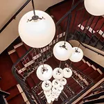 Padam Hotel