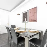 Appartement Ensoleille Buttes Chaumont - III