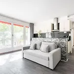 Appartement Ensoleille Buttes Chaumont - III