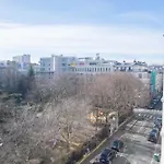 Cosy And Very Nice Flat With Open View On A Parc