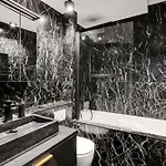 Pick A Flat\'S Apartment In Saint-Germain-Des-Pres - Rue Dauphine