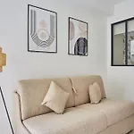 Apartment Le Marais Place Des Vosges By Studio Prestige