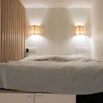 Renovated Studio - Near Place De La Nation