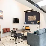 Garden Loft In The Heart Of Paris - 6 Guests