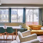 Superbe T2 Avec Balcon Proche De La Tour Eiffel