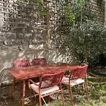 Charmant T2 Avec Jardin