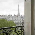 Spacious Apartment With 3 Bedrooms - Tour Eiffel