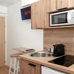 Nets Inn Apartments - Buttes Chaumont D
