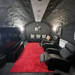 Urban Flat 172 - Pretty Flat Gaite Montparnasse Cinema