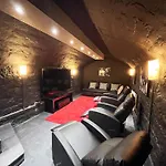 Urban Flat 172 - Pretty Flat Gaite Montparnasse Cinema