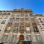 Charmant Deux Pieces Typiquement Parisien
