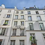 Apartment Louvre Museum By Studio Prestige