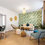 Cozy Home In Paris