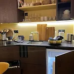 Marais - Unique Duplex Decorated With Taste