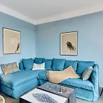 Apartment Arc De Triomphe By Studio Prestige