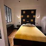 Appartement cosy sur les Champs-Elysées