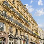 Luxury Apartment La Tour Paris