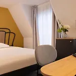 Hotel De Suez