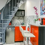 25 - Fun Duplex In Montorgueil