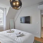 Residence Trocadero By Studio Prestige