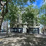 5495 - Porte de Versailles- Studio spacieux
