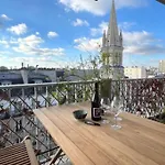 Apt With Stunning View Of Paris And Eiffel Tower