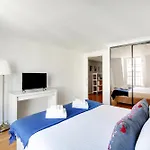 Pick A Flat\'S Apartment In Champs-Elysees - Rue Ponthieu