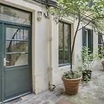 Modern French Studio Charm In The City
