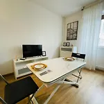 Appartement Tour Eiffel - Porte Dauphine - 2 Pers