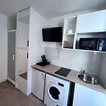 Paris Montmartre - Studio Equipe - 1P