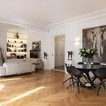Deluxe Paris St Germain Suite