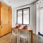 Large Flat Very Close To Montmartre