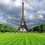 Appartement de standing 3 - tour Eiffel/Invalides