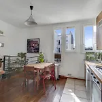 Superbe Duplex Avec Jardin Partage A Paris Menilmontant