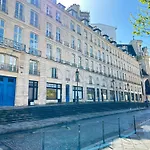 Saint- Paul - Luxury Apartment In Hotel De Ville