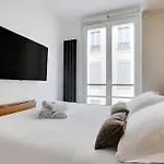 Villiers - Parc Monceau Charming Apartment For 2 People
