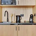 Villiers - Parc Monceau Charming Apartment For 2 People
