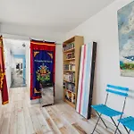 Ancien Atelier Atypique Tres Lumineux By Weekome