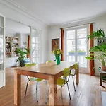 Appartement Victorien Sardou, 85M2, 1 Chambre, Vue Jardin Et Tour Eiffel