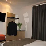 Source Hôtel