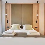 Incredible Flat - 4 Br-10P - Matignon - Champs Elysees