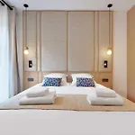 Incredible Flat - 4 Br-10P - Matignon - Champs Elysees
