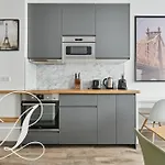 Roxane, 2 Chambres Dont Une En Souplex Paris 14E