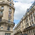 Charming Studio With View Near The Sacre Coeur!