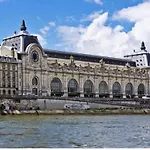 Eiffel House