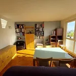 Apartment With Tour Eiffel View And Montmartre