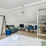 Pont Neuf & Jardin Du Luxembourg - Cityapartmentstay